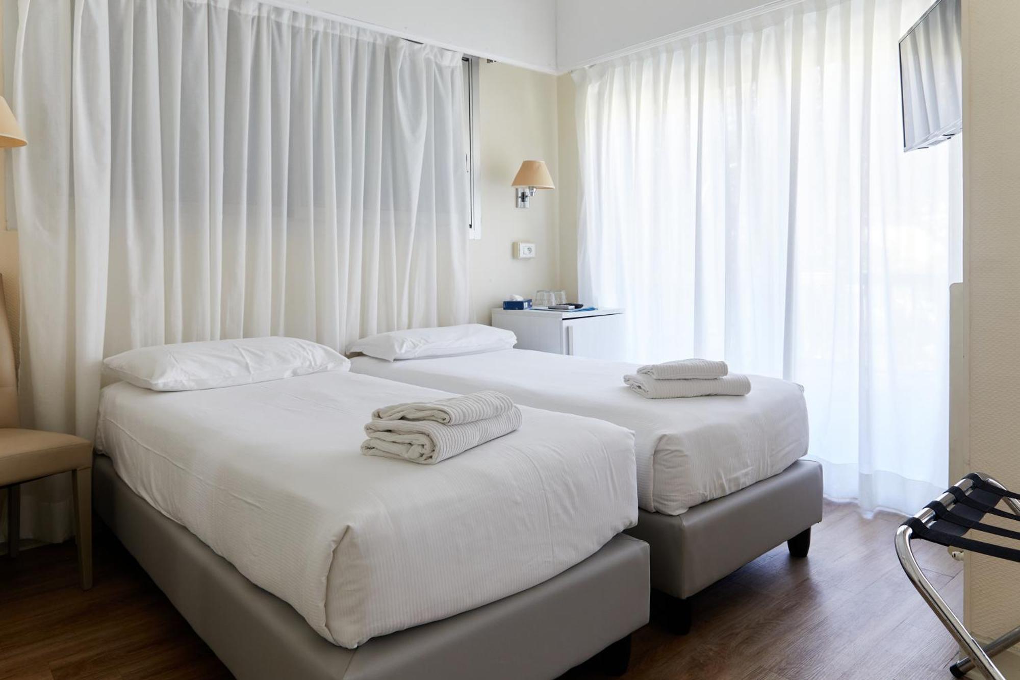 Hotel Le Dauphin Menton Dış mekan fotoğraf